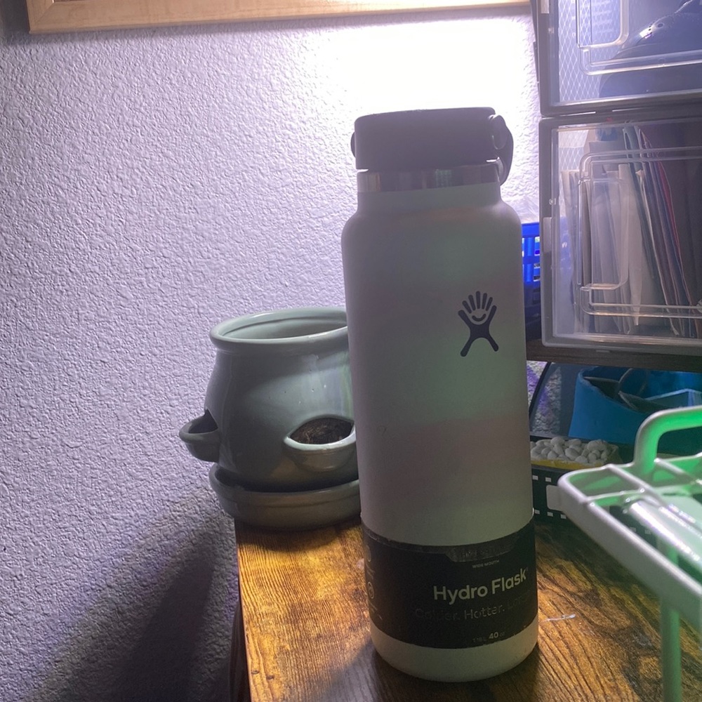 Hydro flask